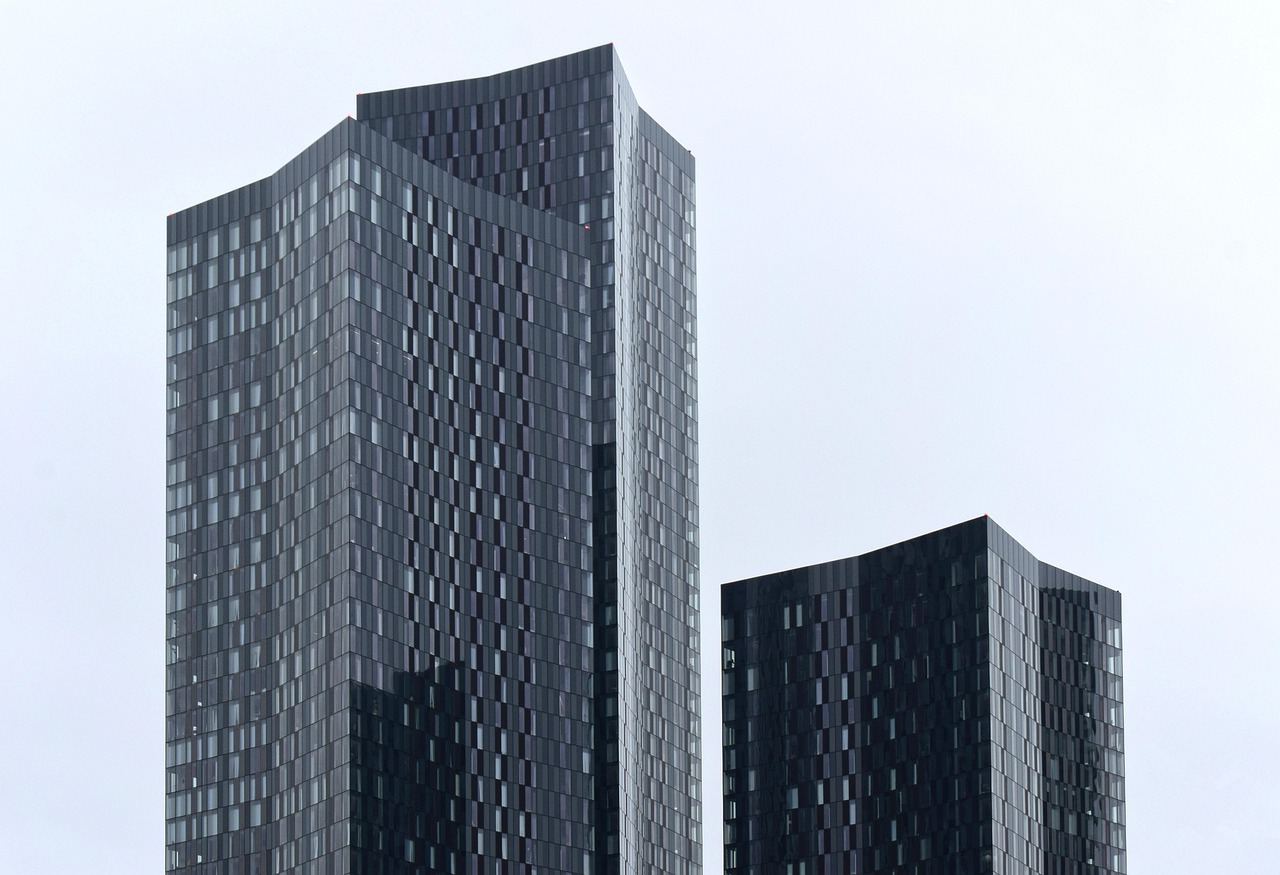 dimitrisvetsikas1969-skyscrapers-7760996_1280